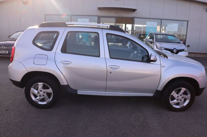 Dacia Duster 1.5 LAUREATE DCI 4WD 5d 109 BHP All Terrain Diesel SILVER