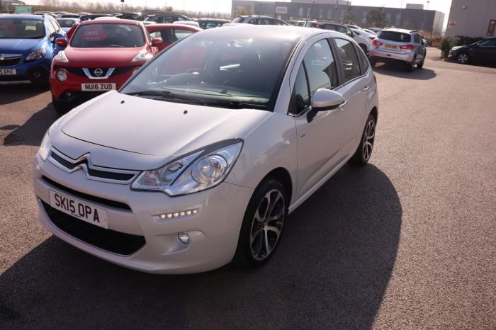 Citroen C3 1.2 EXCLUSIVE 5d 109 BHP Hatchback Petrol WHITE