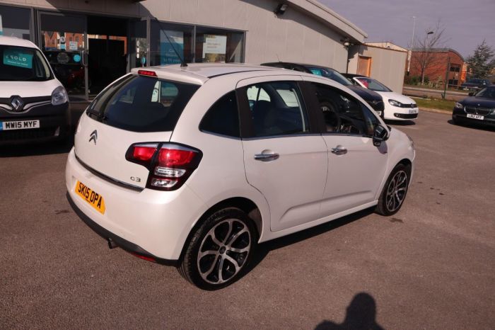 Citroen C3 1.2 EXCLUSIVE 5d 109 BHP Hatchback Petrol WHITE