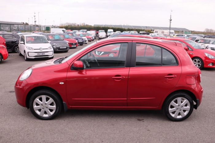 Nissan Micra 1.2 ACENTA 5d 79 BHP Hatchback Petrol RED