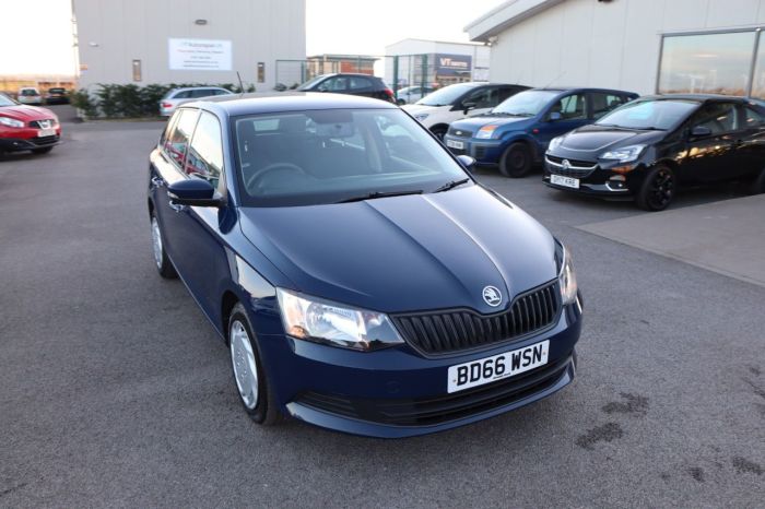 Skoda Fabia 1.4 S TDI 5d 74 BHP Estate Petrol BLUE