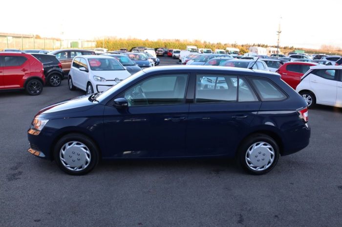 Skoda Fabia 1.4 S TDI 5d 74 BHP Estate Petrol BLUE