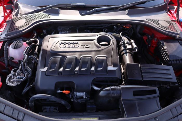 Audi TT 2.0 TDI QUATTRO BLACK EDITION 2d 168 BHP Coupe Diesel RED