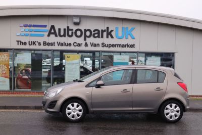 Vauxhall Corsa 1.2 DESIGN AC 5d 83 BHP Hatchback Petrol BROWNVauxhall Corsa 1.2 DESIGN AC 5d 83 BHP Hatchback Petrol BROWN at Motor Finance 4u Tunbridge Wells