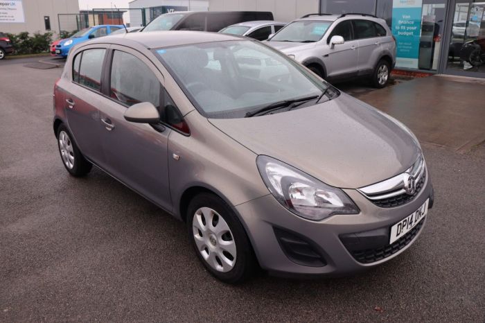 Vauxhall Corsa 1.2 DESIGN AC 5d 83 BHP Hatchback Petrol BROWN