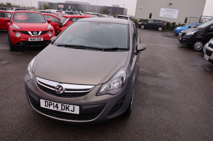 Vauxhall Corsa 1.2 DESIGN AC 5d 83 BHP Hatchback Petrol BROWN