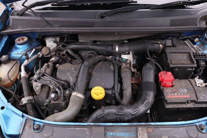 Dacia Sandero Stepway 1.5 LAUREATE DCI 5d 90 BHP Hatchback Diesel BLUE