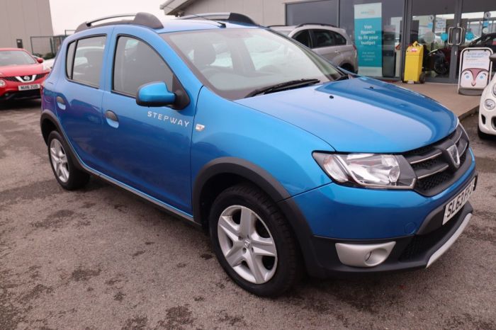 Dacia Sandero Stepway 1.5 LAUREATE DCI 5d 90 BHP Hatchback Diesel BLUE