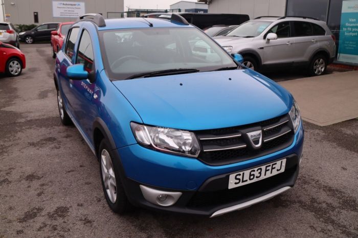 Dacia Sandero Stepway 1.5 LAUREATE DCI 5d 90 BHP Hatchback Diesel BLUE