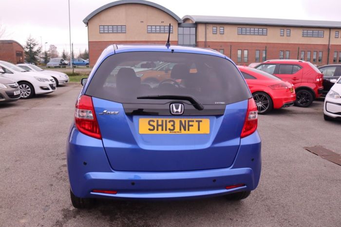 Honda Jazz 1.3 I-VTEC EX 5d 98 BHP Hatchback Petrol BLUE