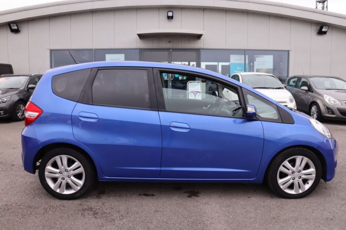 Honda Jazz 1.3 I-VTEC EX 5d 98 BHP Hatchback Petrol BLUE