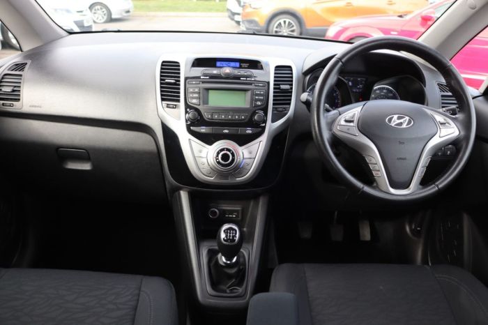 Hyundai ix20 1.4 ACTIVE 5d 89 BHP MPV Petrol BLUE