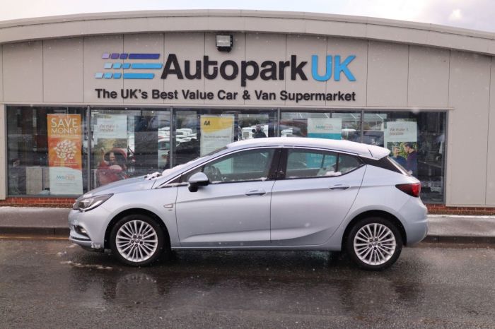 Vauxhall Astra 1.4 ELITE 5d 148 BHP Hatchback Petrol SILVER