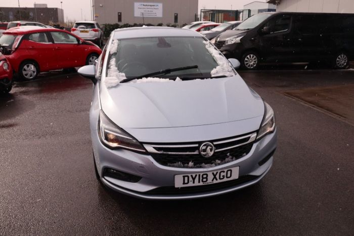 Vauxhall Astra 1.4 ELITE 5d 148 BHP Hatchback Petrol SILVER