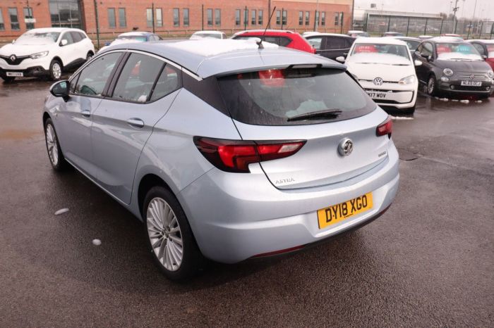 Vauxhall Astra 1.4 ELITE 5d 148 BHP Hatchback Petrol SILVER