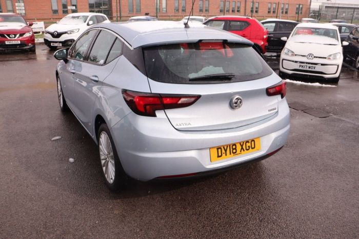 Vauxhall Astra 1.4 ELITE 5d 148 BHP Hatchback Petrol SILVER