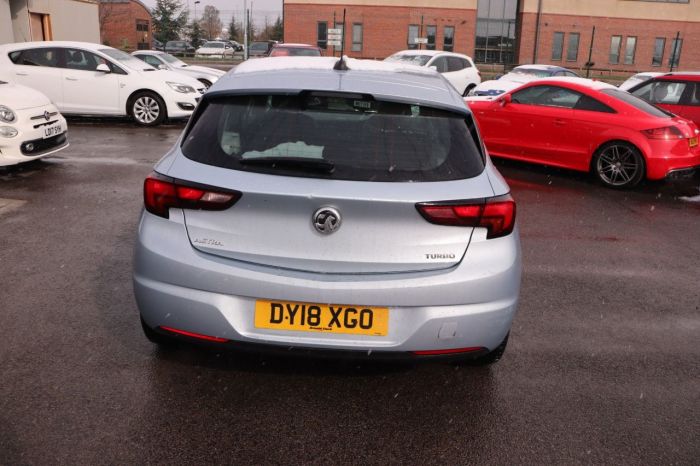 Vauxhall Astra 1.4 ELITE 5d 148 BHP Hatchback Petrol SILVER