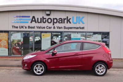 Ford Fiesta 1.2 ZETEC 3d 81 BHP Hatchback Petrol REDFord Fiesta 1.2 ZETEC 3d 81 BHP Hatchback Petrol RED at Motor Finance 4u Tunbridge Wells