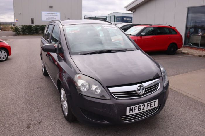 Vauxhall Zafira 1.6 EXCLUSIV 5d 113 BHP MPV Petrol GREY