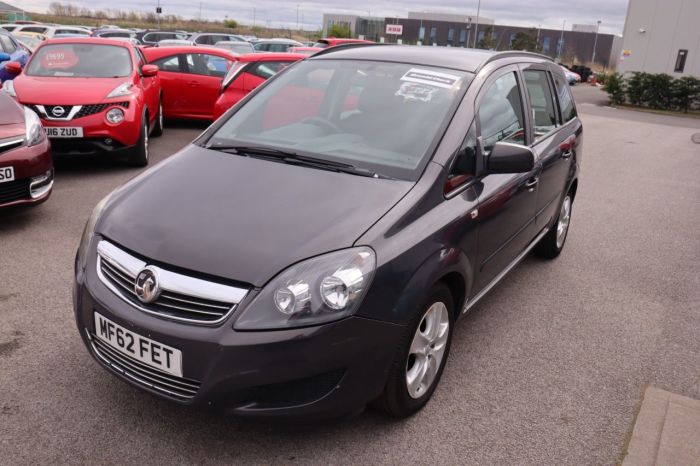 Vauxhall Zafira 1.6 EXCLUSIV 5d 113 BHP MPV Petrol GREY