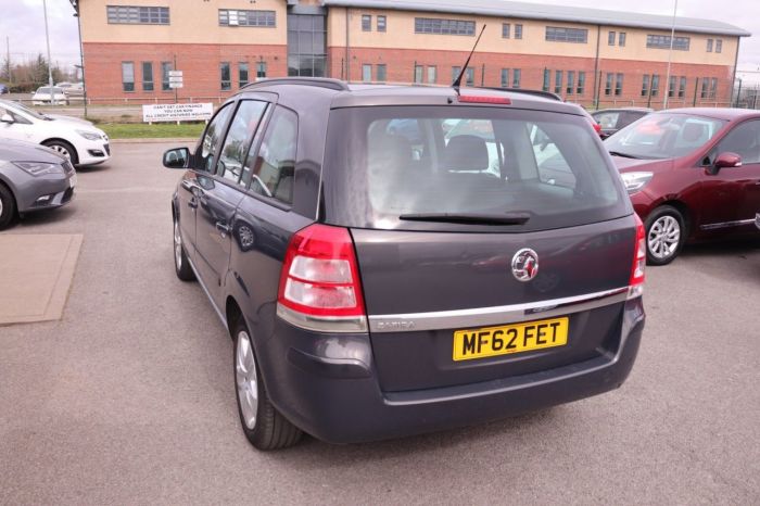 Vauxhall Zafira 1.6 EXCLUSIV 5d 113 BHP MPV Petrol GREY