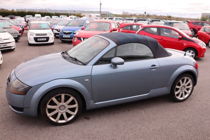 Audi TT 1.8 ROADSTER 2d 148 BHP Convertible Petrol BLUE