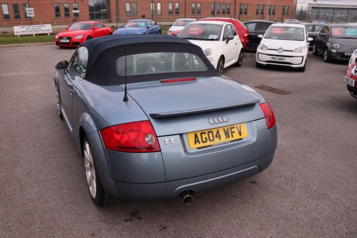 Audi TT 1.8 ROADSTER 2d 148 BHP Convertible Petrol BLUE