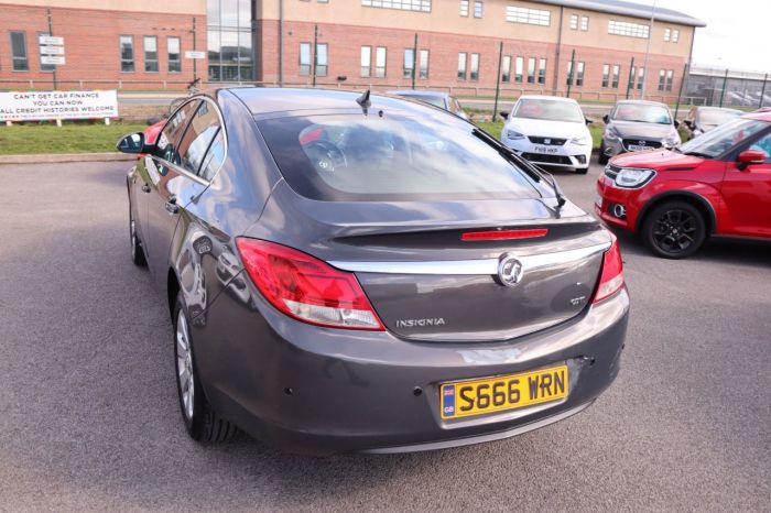 Vauxhall Insignia 2.0 TECH LINE CDTI 5d 128 BHP Hatchback Diesel GREY