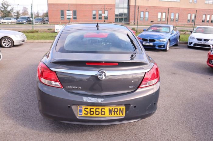 Vauxhall Insignia 2.0 TECH LINE CDTI 5d 128 BHP Hatchback Diesel GREY