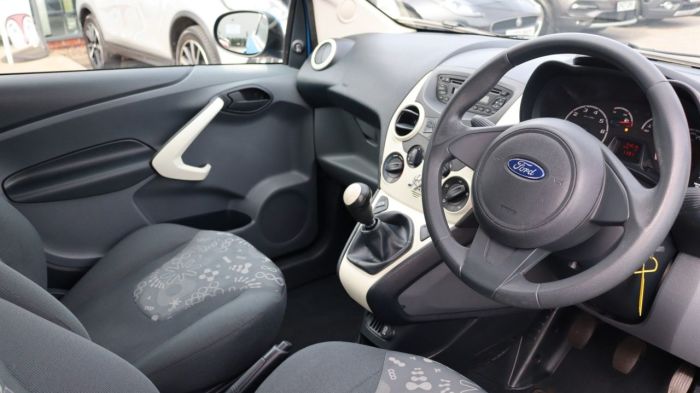 Ford Ka 1.2 EDGE 3d 69 BHP Hatchback Petrol BLUE