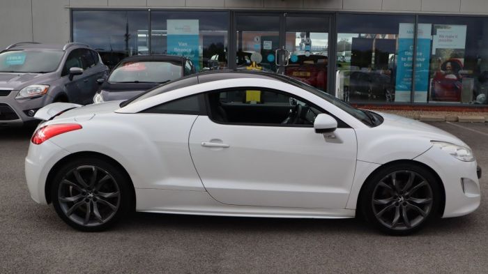 Peugeot RCZ 1.6 THP GT 2d 156 BHP Coupe Petrol WHITE