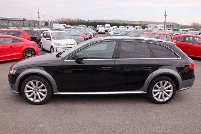 Audi A4 Allroad 2.0 ALLROAD TDI QUATTRO 5d 168 BHP Estate Diesel BLACK