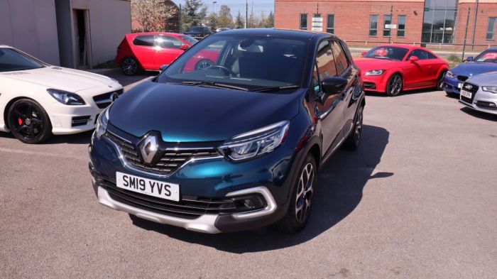 Renault Captur 0.9 GT LINE TCE 5d 89 BHP Hatchback Petrol BLUE/BLACK