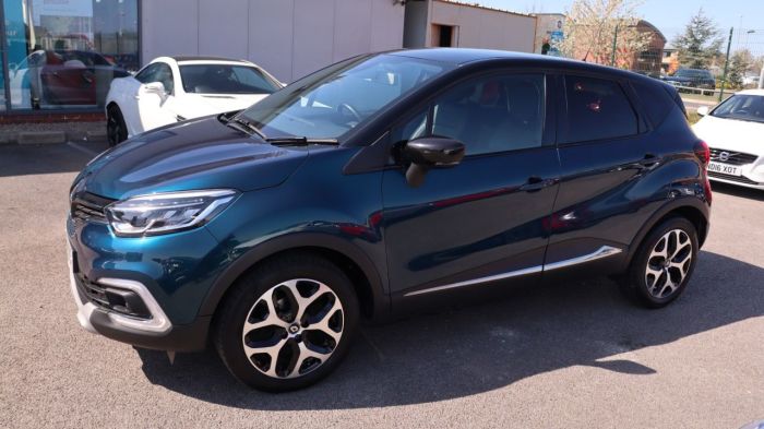 Renault Captur 0.9 GT LINE TCE 5d 89 BHP Hatchback Petrol BLUE/BLACK