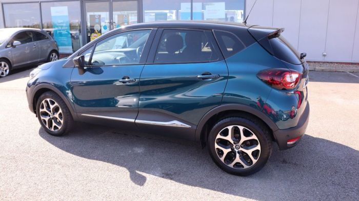 Renault Captur 0.9 GT LINE TCE 5d 89 BHP Hatchback Petrol BLUE/BLACK