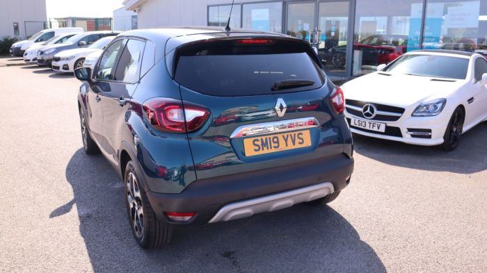 Renault Captur 0.9 GT LINE TCE 5d 89 BHP Hatchback Petrol BLUE/BLACK