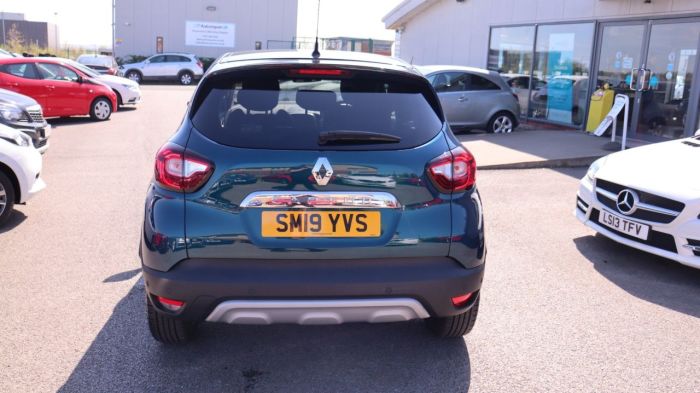 Renault Captur 0.9 GT LINE TCE 5d 89 BHP Hatchback Petrol BLUE/BLACK