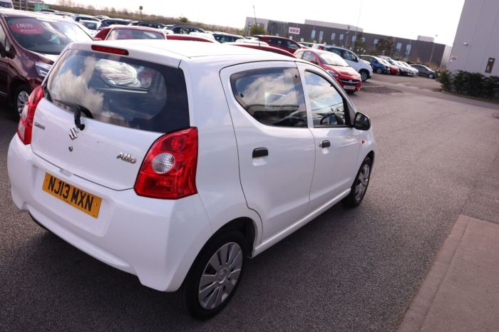 Suzuki Alto 1.0 SZ 5d 68 BHP Hatchback Petrol WHITE