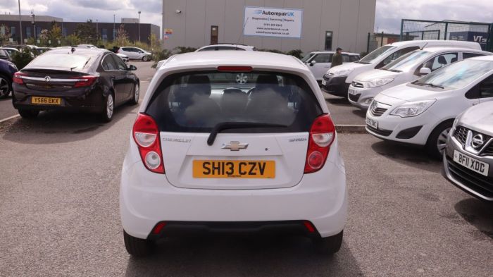 Chevrolet Spark 1.2 LT 5d 80 BHP Hatchback Petrol WHITE