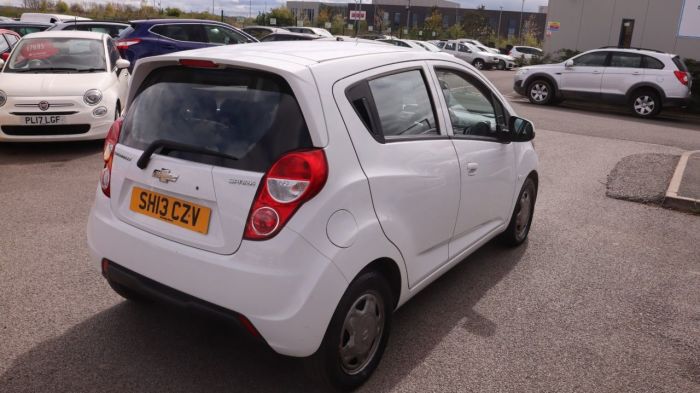 Chevrolet Spark 1.2 LT 5d 80 BHP Hatchback Petrol WHITE