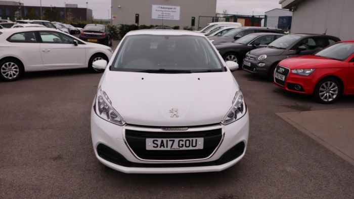 Peugeot 208 1.2 PURETECH ACTIVE 5d 82 BHP Hatchback Petrol WHITE