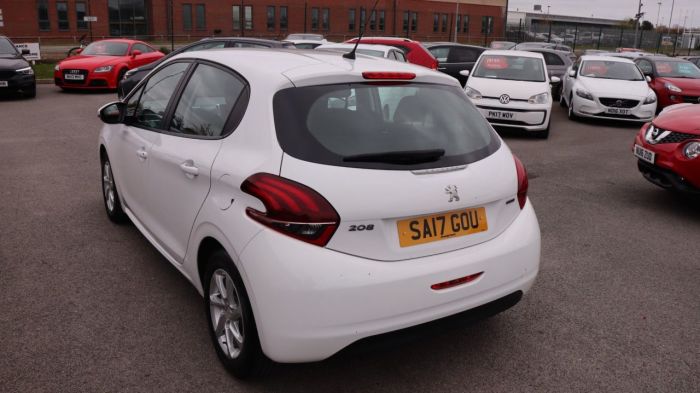 Peugeot 208 1.2 PURETECH ACTIVE 5d 82 BHP Hatchback Petrol WHITE