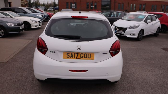 Peugeot 208 1.2 PURETECH ACTIVE 5d 82 BHP Hatchback Petrol WHITE