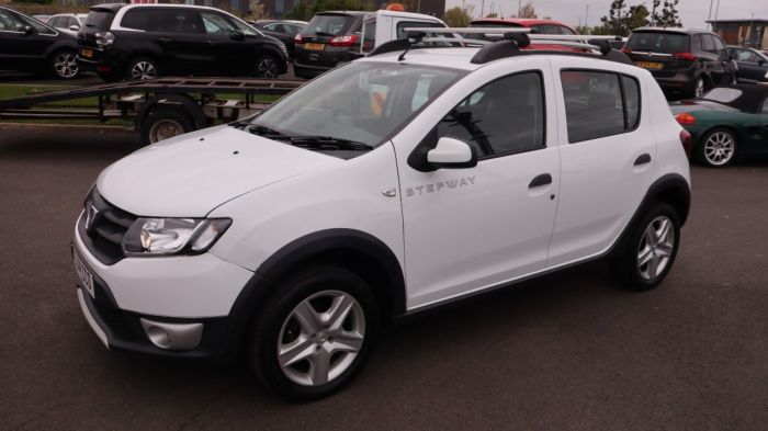 Dacia Sandero Stepway 1.5 AMBIANCE DCI 5d 90 BHP Hatchback Diesel WHITE