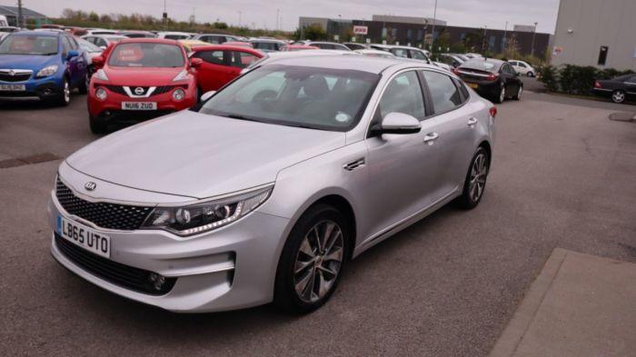 Kia Optima 1.7 CRDI 3 ISG 4d 139 BHP Saloon Diesel SILVER