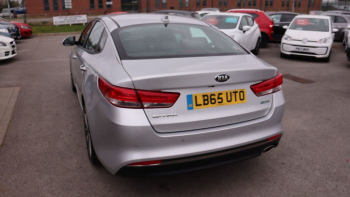 Kia Optima 1.7 CRDI 3 ISG 4d 139 BHP Saloon Diesel SILVER