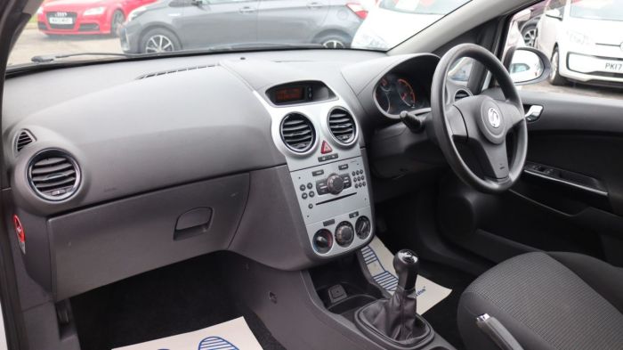 Vauxhall Corsa 1.0 S ECOFLEX 3d 64 BHP Hatchback Petrol WHITE