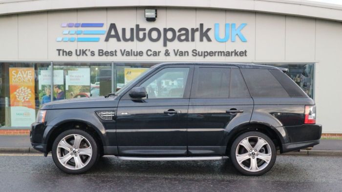 Land Rover Range Rover Sport 3.0 SDV6 HSE LUXURY 5d 255 BHP All Terrain Diesel BLACK