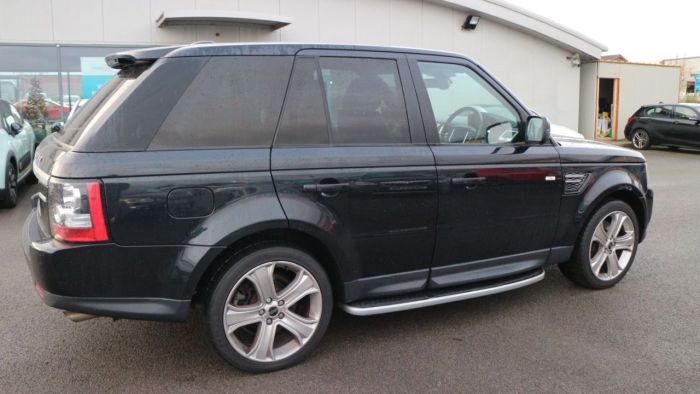 Land Rover Range Rover Sport 3.0 SDV6 HSE LUXURY 5d 255 BHP All Terrain Diesel BLACK