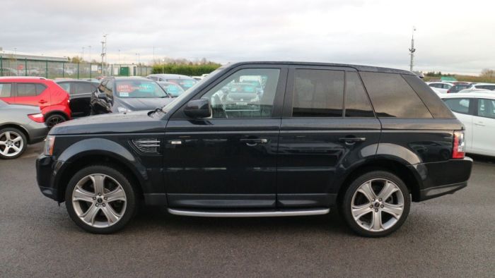 Land Rover Range Rover Sport 3.0 SDV6 HSE LUXURY 5d 255 BHP All Terrain Diesel BLACK